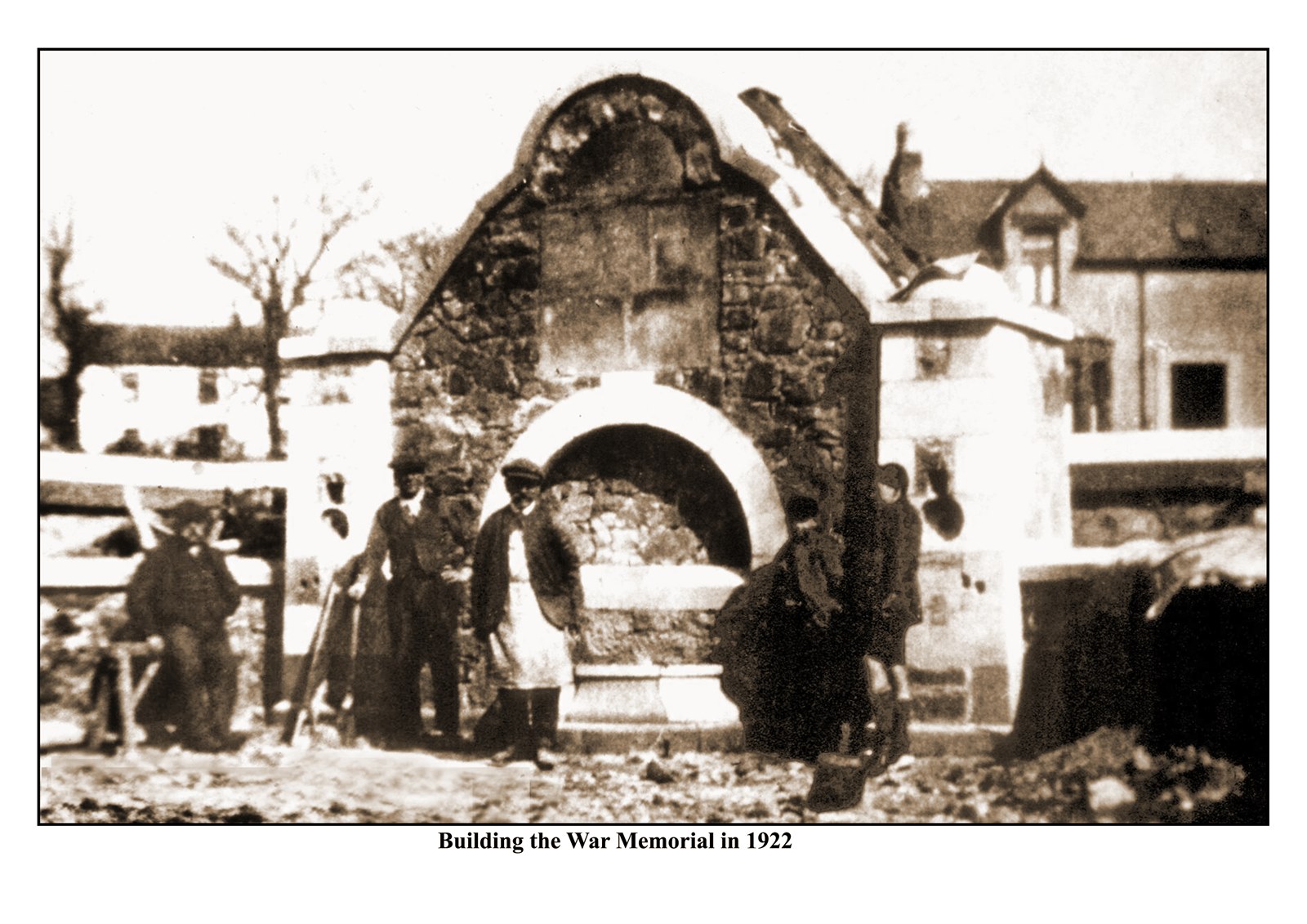 Building the War Memorial 1922