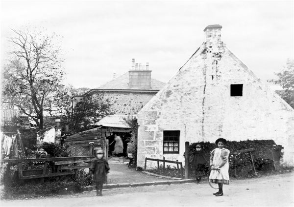 Busby Rd. cottage