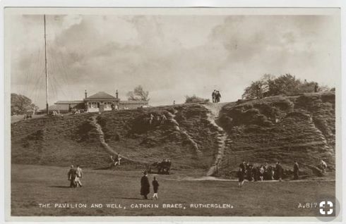 The Pavillion and Well Cathkin Braes Postcard