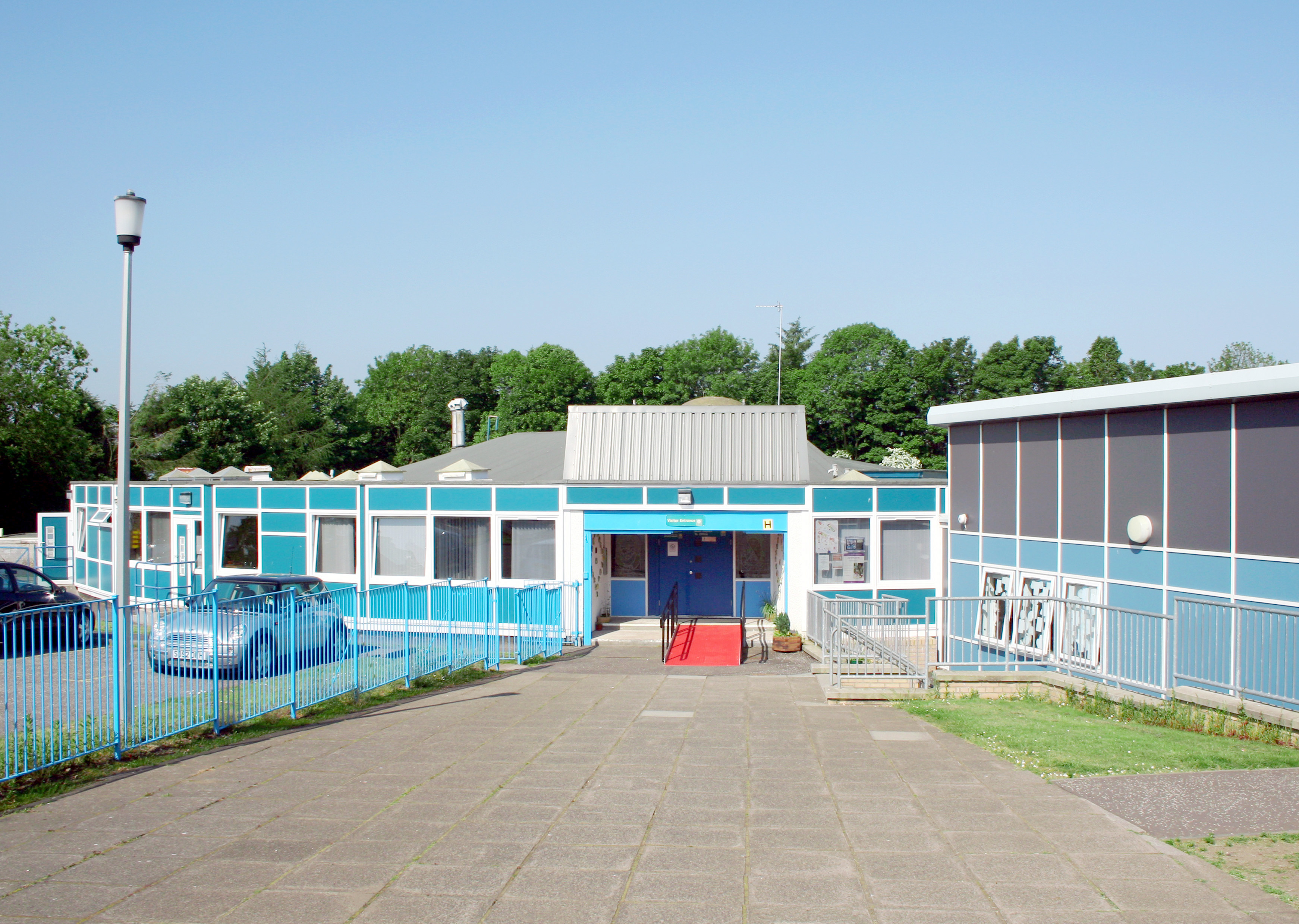 School 01